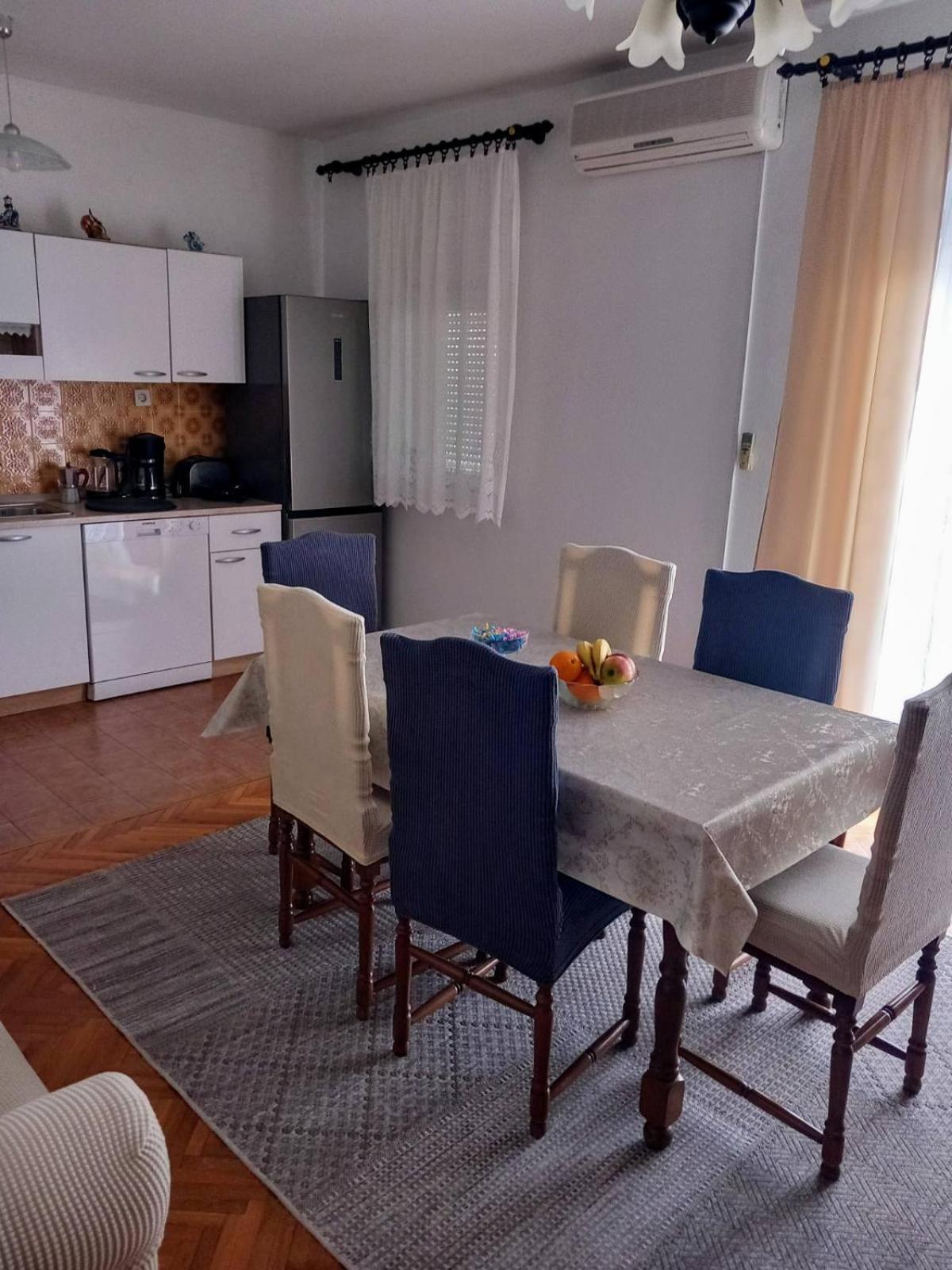 Apartman Tralje เซนญ์ ภายนอก รูปภาพ